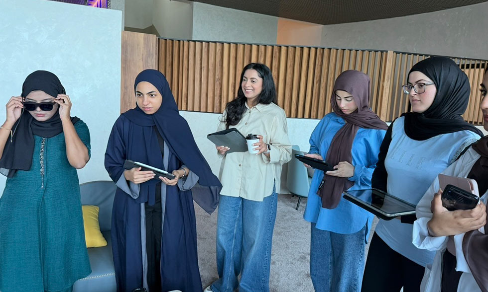 DMU Pilots “Classroom Without Walls” Initiative